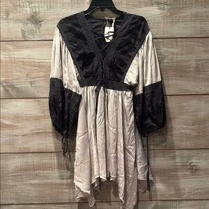 NWOT Free people turn heads Bohemian grey  and silver Tunic dress size XS